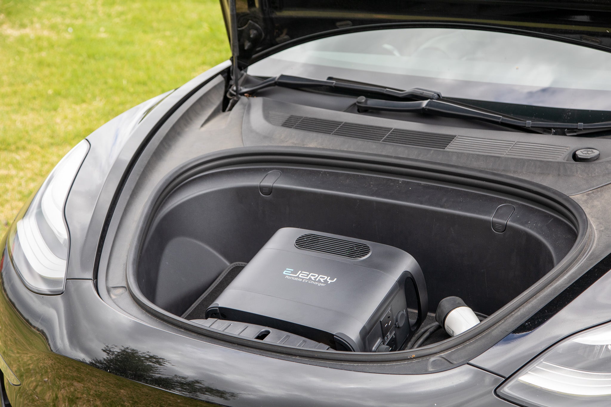 EJERRY - Portable EV Charger with Type 2 EV Charging Gun