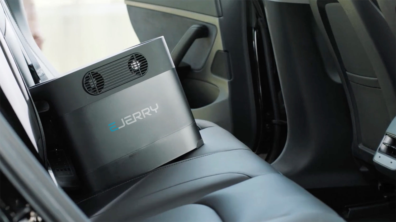 EJERRY EV Charger on car seat 